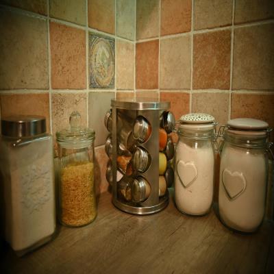 Farmhouse Style Cottage Kitchen Tiles