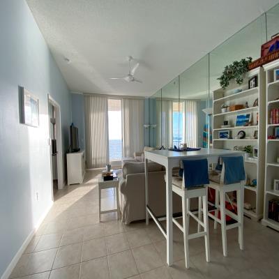 Beach Theme Living Room with a Cool Vibe