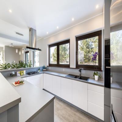 U-Shaped Modern European Kitchen