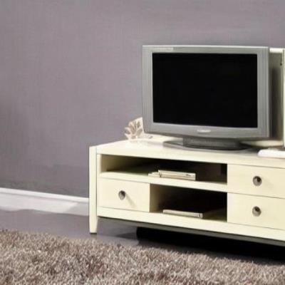 Classic TV Unit Design in Cream Laminate with Grey Carpet