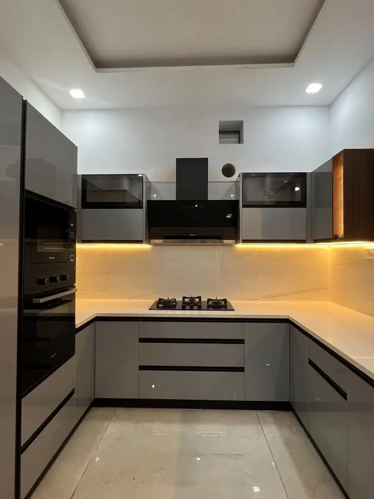 designerPortFolio639253447464379873.jpg