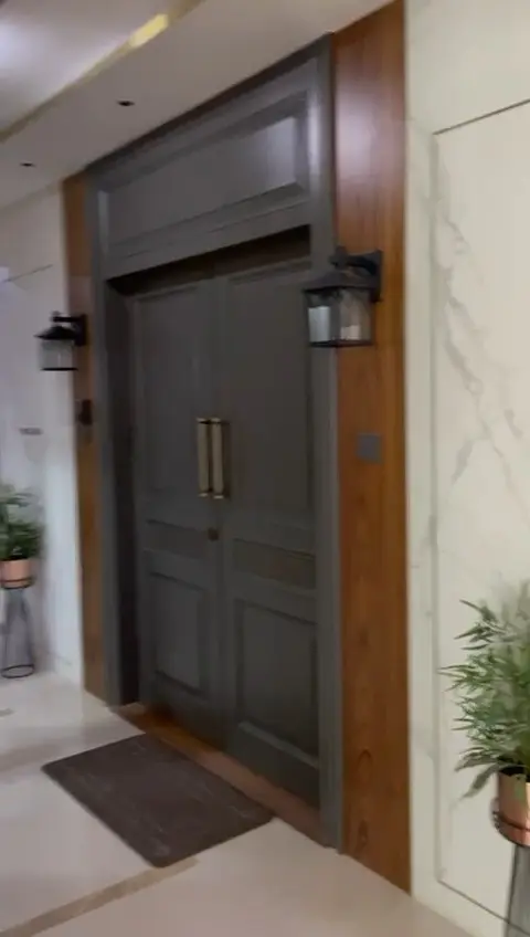 designerPortFolio638986526000124600.mp4