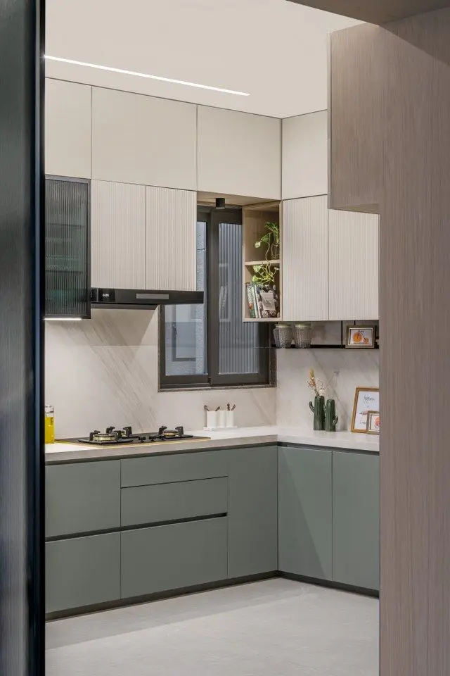 designerPortFolio639193030325243616.jpg
