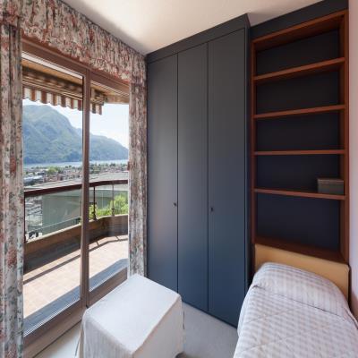 Classic Wardrobe Design with Window Seating