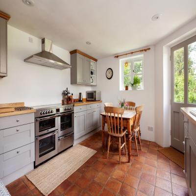 Earthy Terracotta Kitchen Tiles