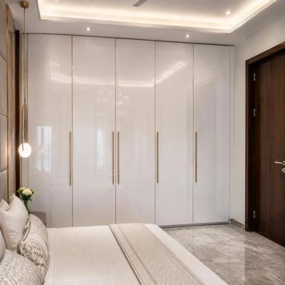 Contemporary 5 Door Wardrobe Design with Curved White Shutters