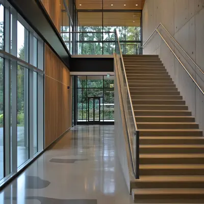 Modern Wood and Concrete Balustrade Staircase Design
